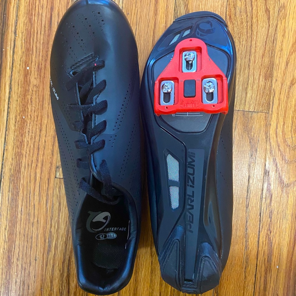 NWOT Pearl Izumi Cycling/Spinning Shoe with SPD/SL Clips Included | Size: 9.5